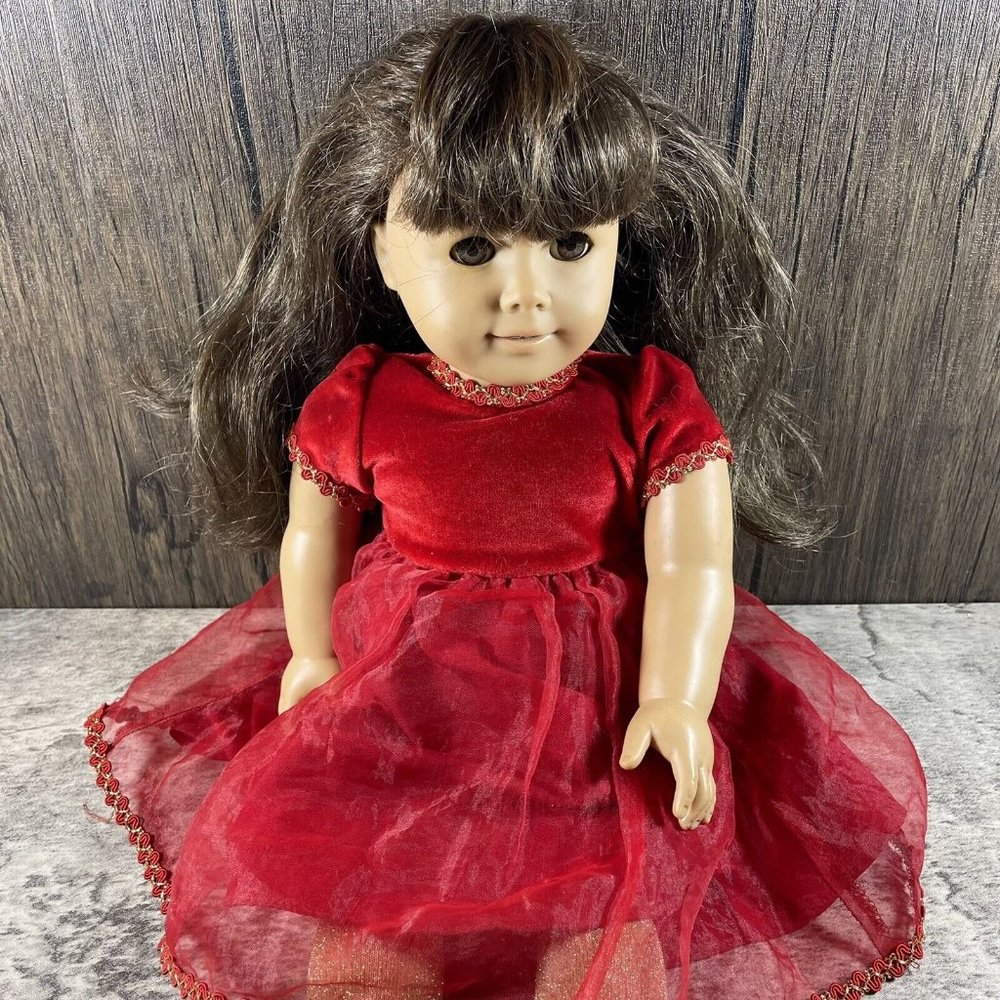 Pleasant Company American Girl Doll Samantha with Accessories. Free Shipping